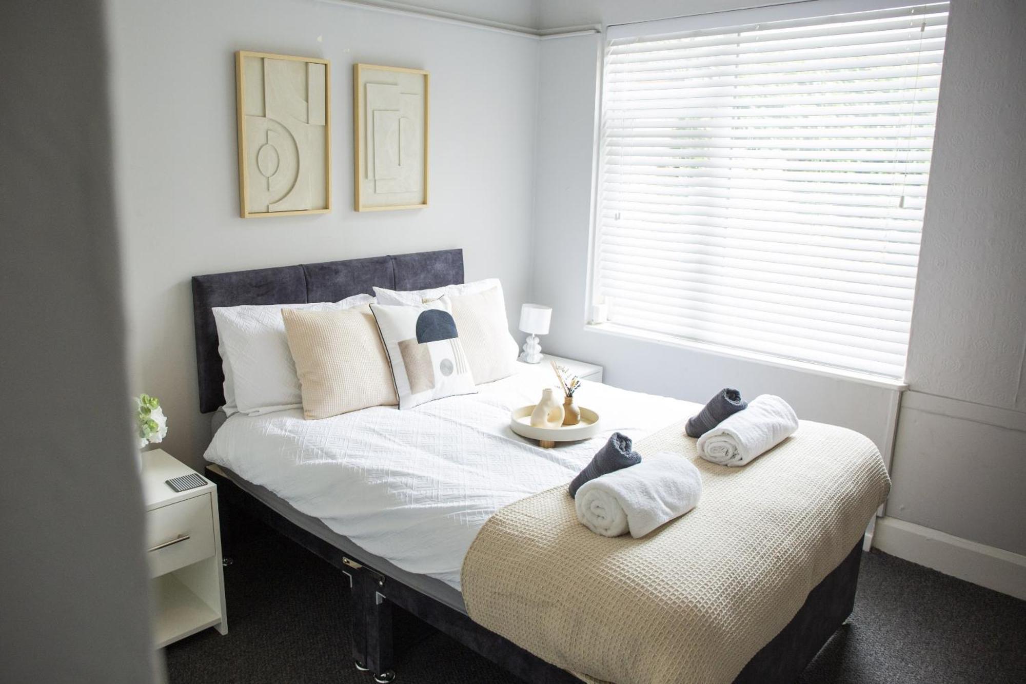 34 Evesham Road - Double Rooms Shottery Номер фото